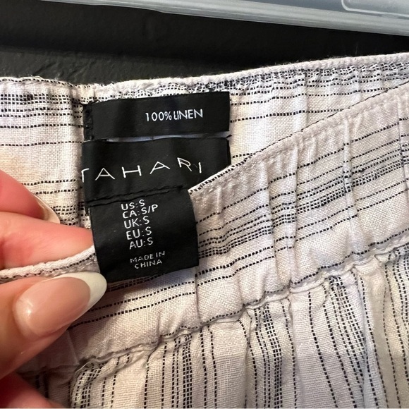Tahari 100% Linen Elastic Waist Pants Size: S color: White/ black stripes - Picture 6 of 9